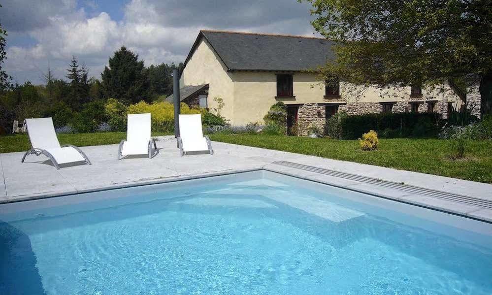 Chambres D'Hotes Logis De L'Etang De L'Aune Iffendic Buitenkant foto